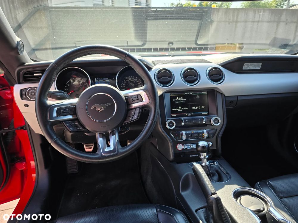 Ford Mustang - 15