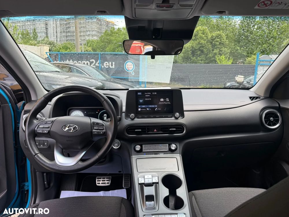 Hyundai KONA Select - 16