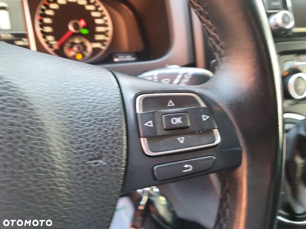 Volkswagen Multivan - 23