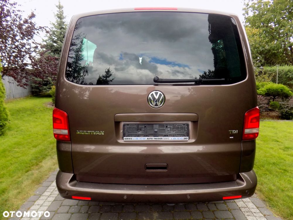 Volkswagen Multivan - 2