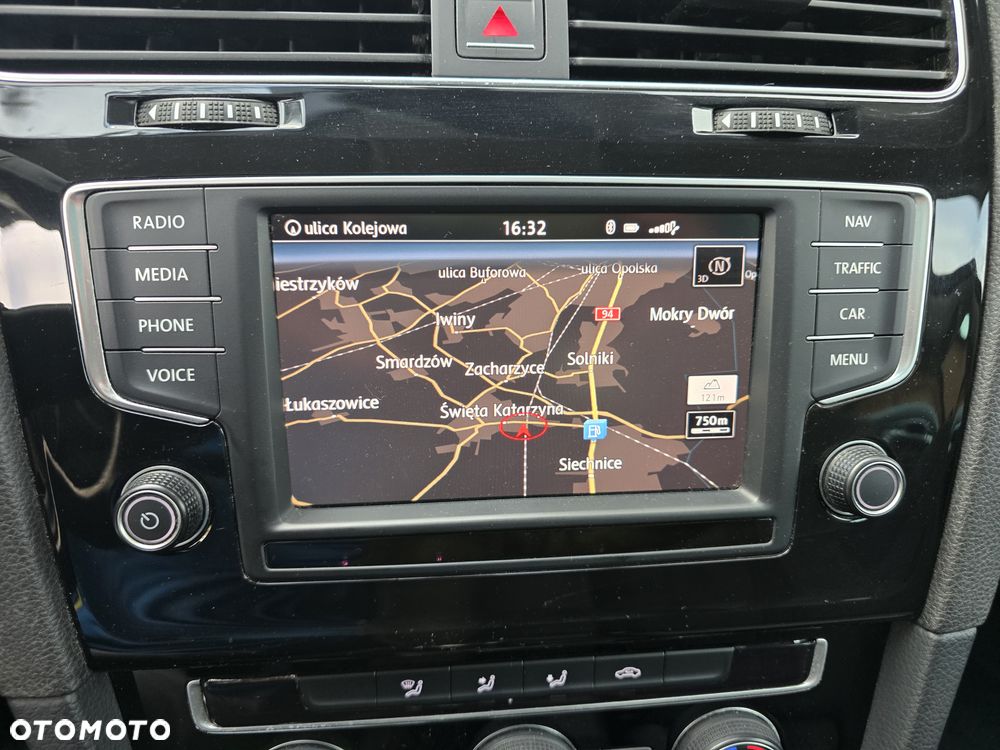 Volkswagen Golf Variant 1.6 TDI BlueMotion Technology Allstar - 19