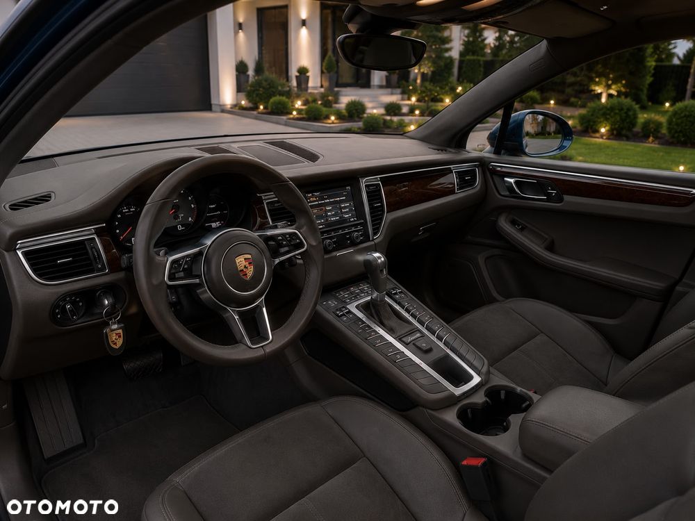 Porsche Macan - 18