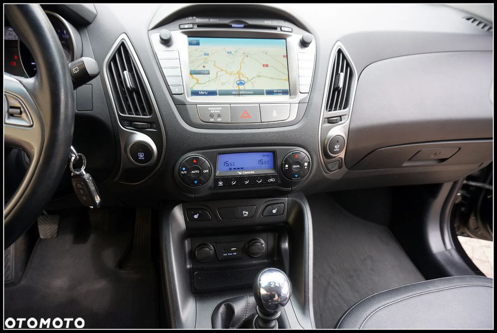 Hyundai ix35 1.7 CRDi Premium 2WD - 17