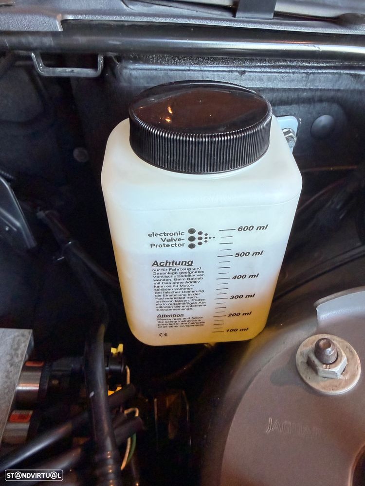 Jaguar XF 4.2 V8 Premium Luxury - 44