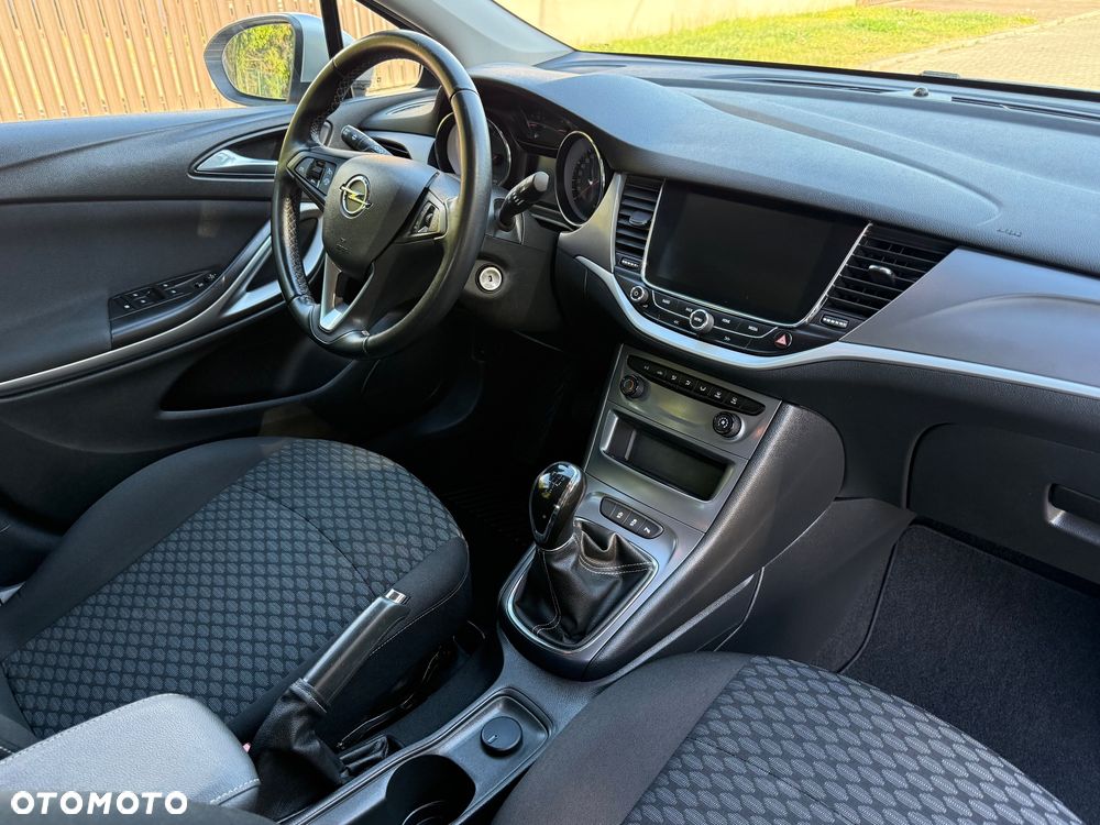 Opel Astra - 22
