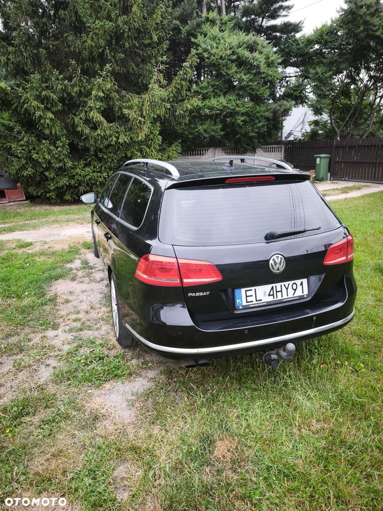 Volkswagen Passat - 10