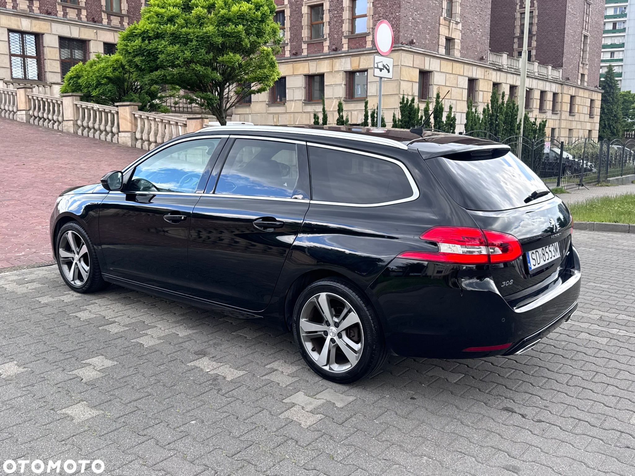 Peugeot 308 1.2 PureTech Allure S&S - 21