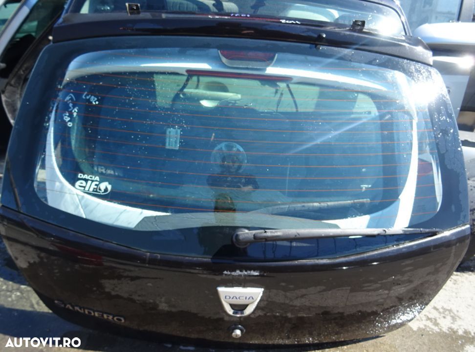 Haion Dacia Sandero din 2011 complet - 1