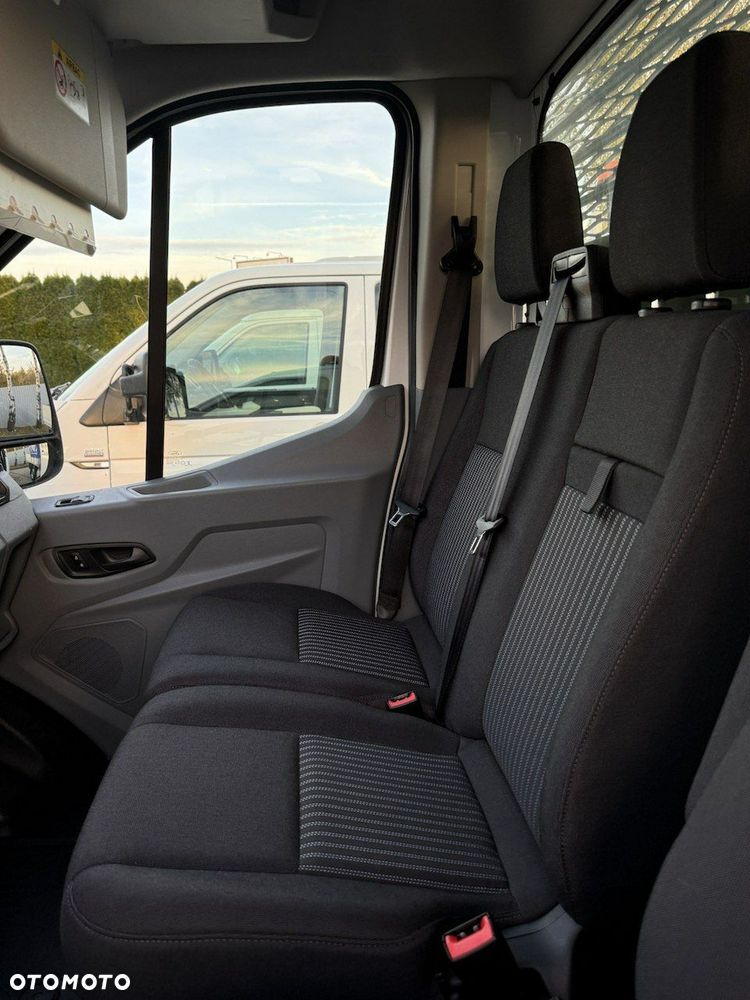 Ford Transit - 19