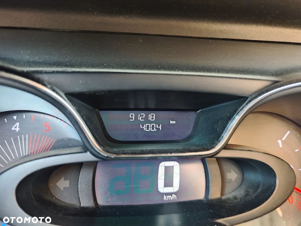 Renault Captur 1.5 dCi Energy Alize EU6 - 11