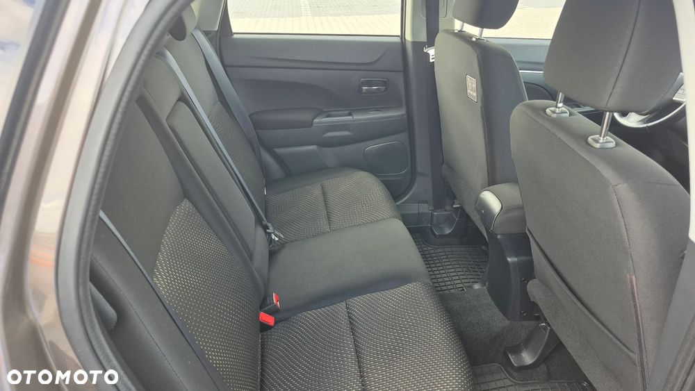 Mitsubishi ASX 1.6 Intense - 11