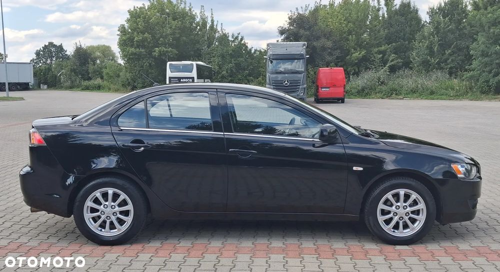 Mitsubishi Lancer 1.6 Intense - 4
