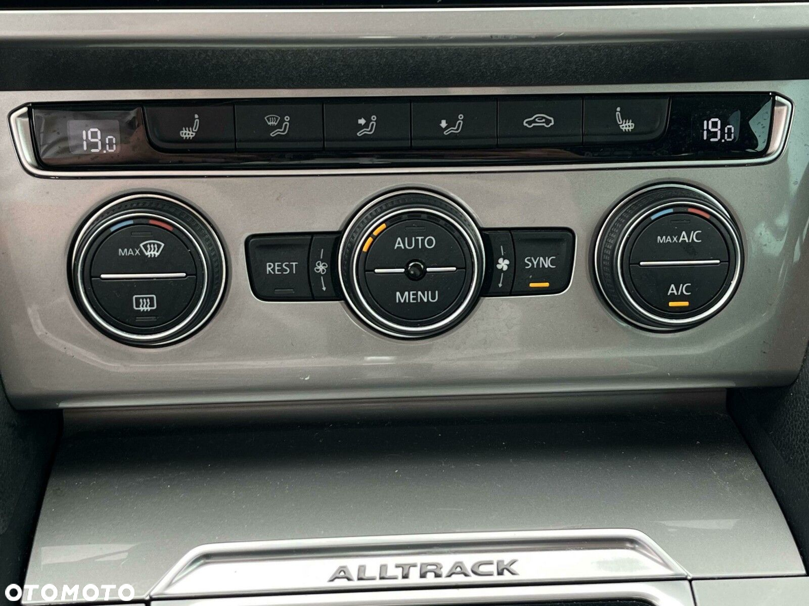 Volkswagen Passat Alltrack - 30