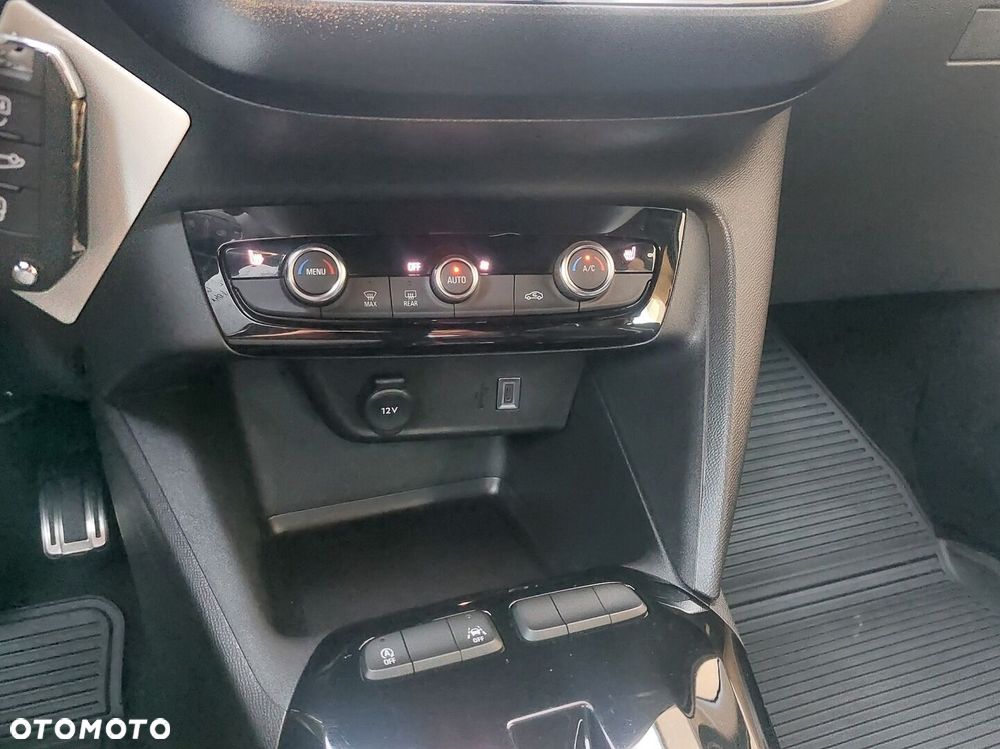 Opel Corsa - 20