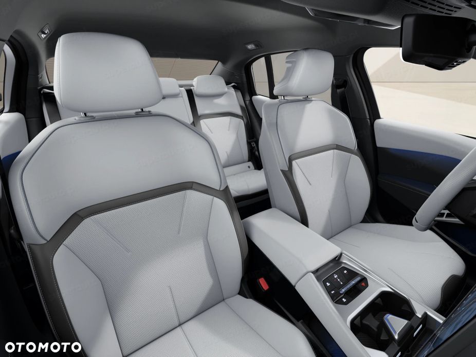 BMW i3 50 xDrive 113.4kWh - 11