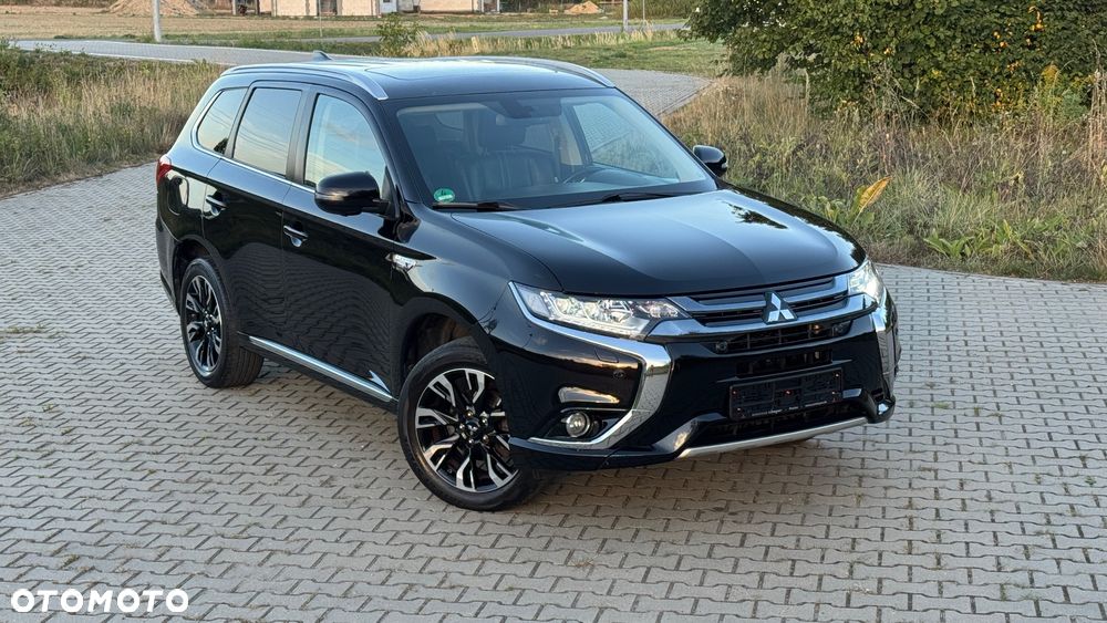 Mitsubishi Outlander 2.0 4WD Top - 3