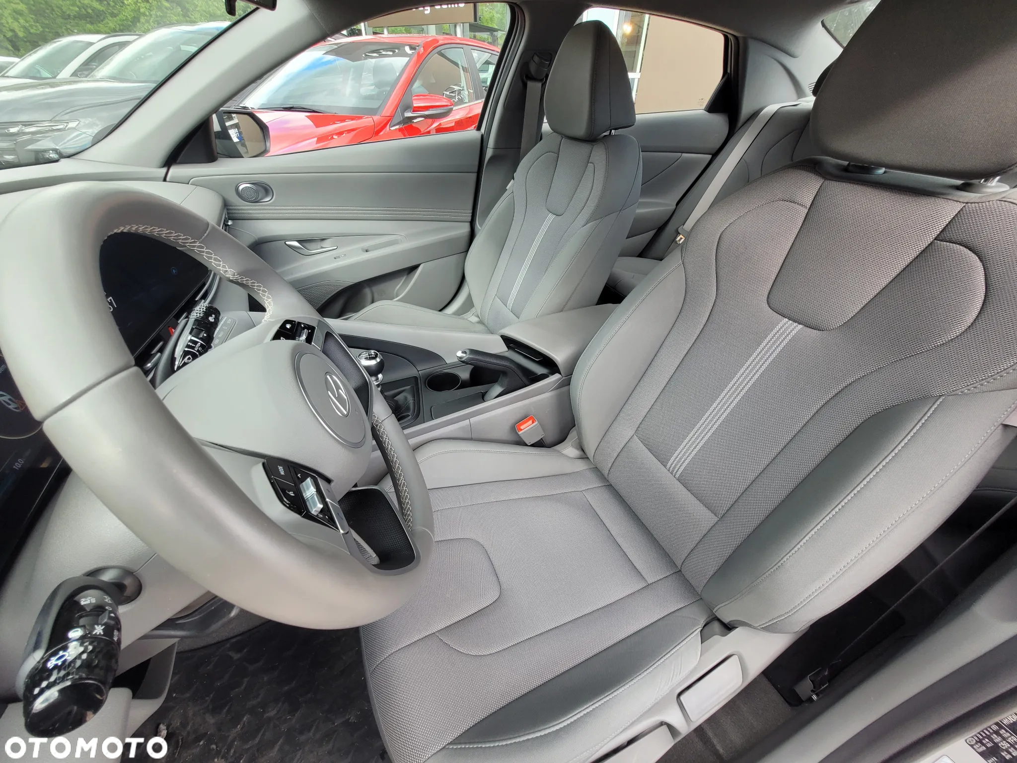 Hyundai Elantra 1.6 Modern - 14