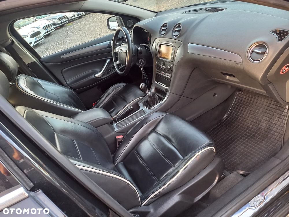 Ford Mondeo 1.6 TDCi Titanium - 21