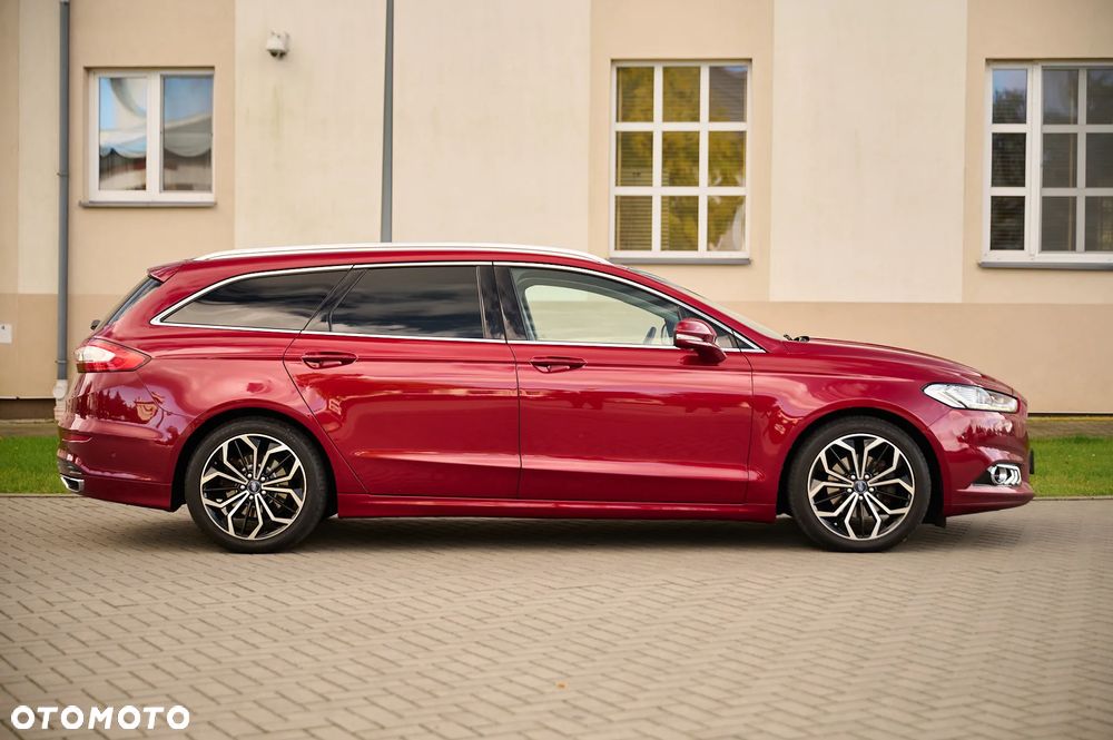 Ford Mondeo Vignale 2.0 TDCi - 19