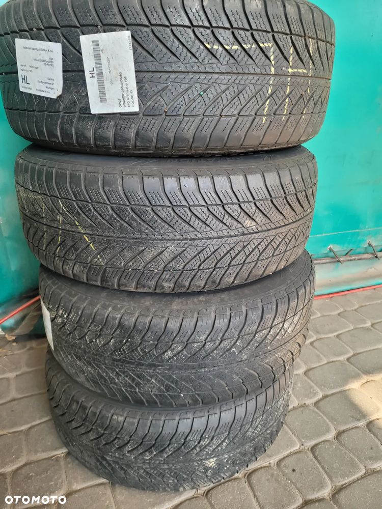 Koła zimowe 17" - BMW F10 F11 F06 - 225/55R17 - 2