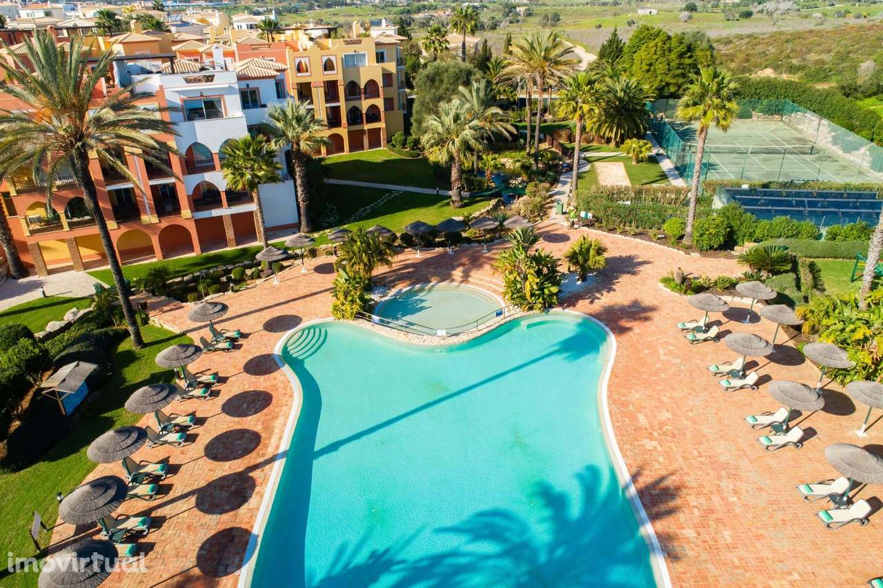 Moradia em banda 2-beds - Jardim da Meia Praia - Grande imagem: 3/24