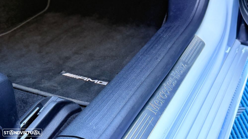 Mercedes-Benz A 250 e 8G-DCT AMG Line Advanced Plus - 10