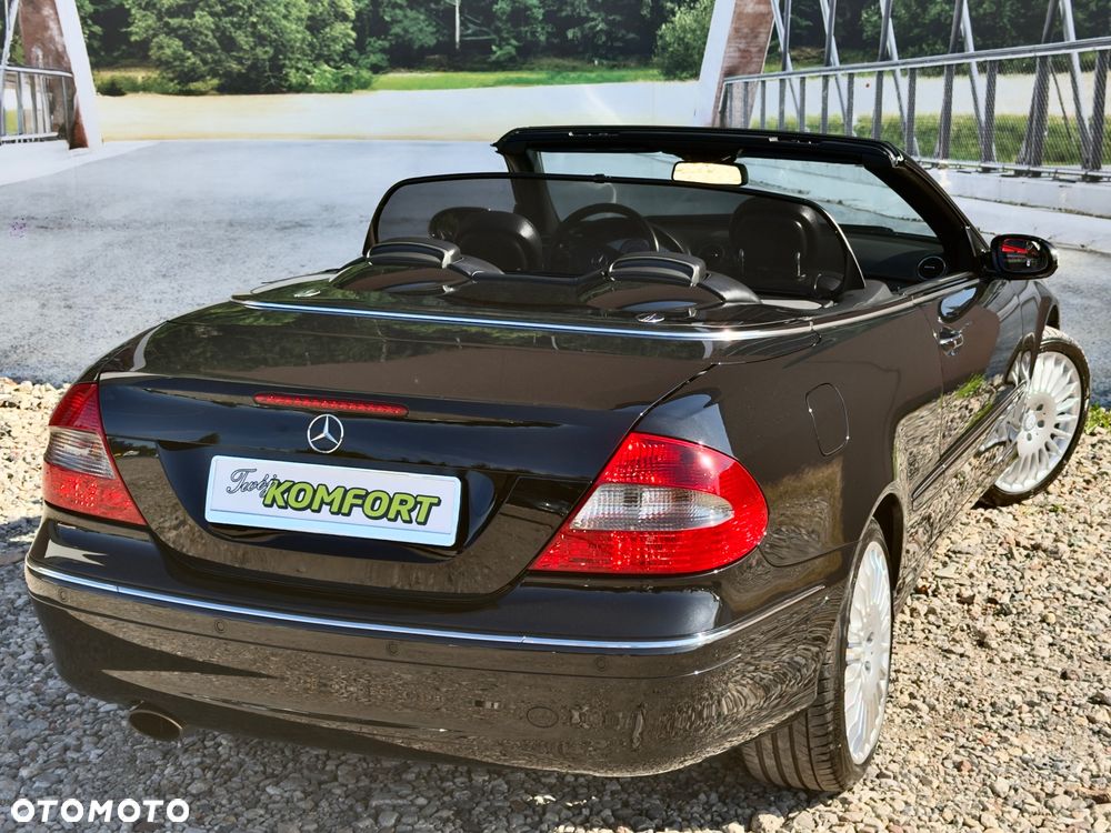 Mercedes-Benz CLK - 13