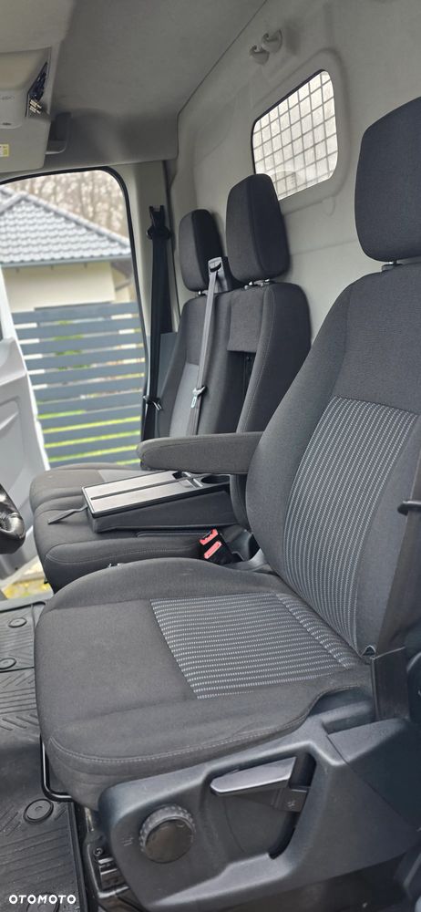Ford Transit - 38