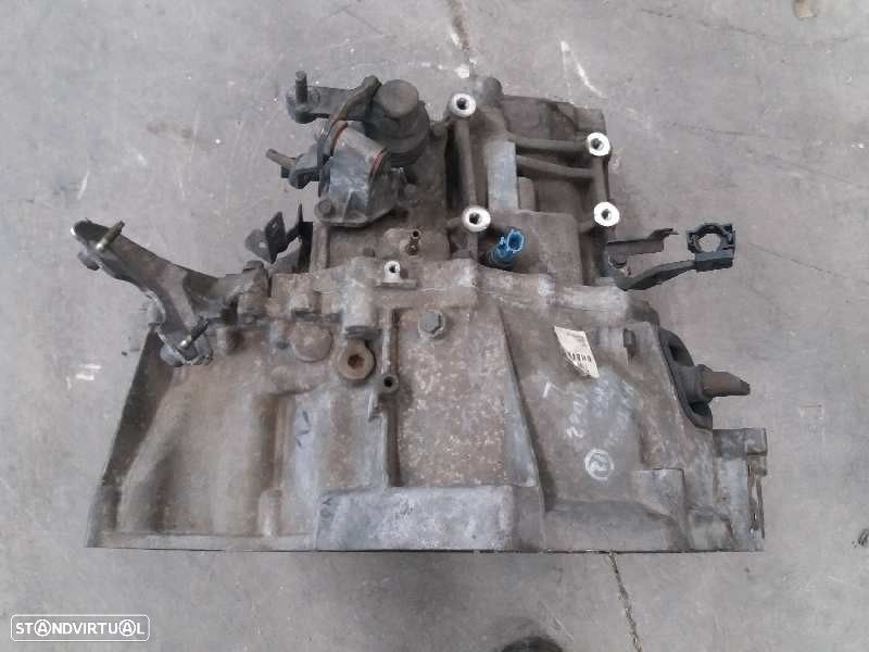 CAIXA VELOCIDADES NISSAN X-TRAIL 2002 - 2