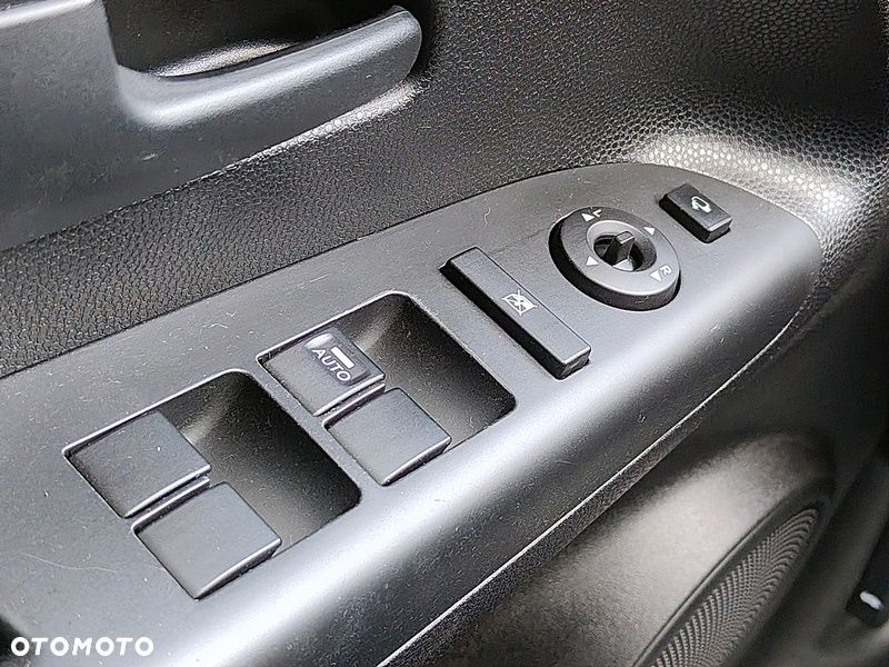 Kia Venga 1.4 CVVT Titanium Collection - 25