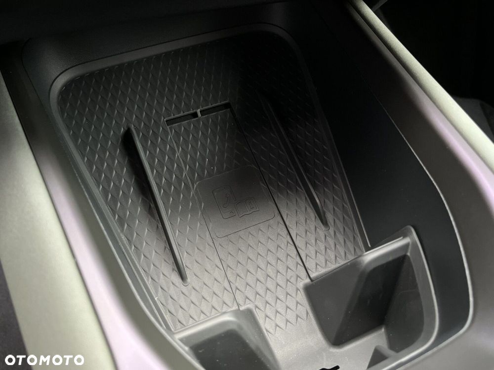 Cupra Raval 52kWh VZ - 25