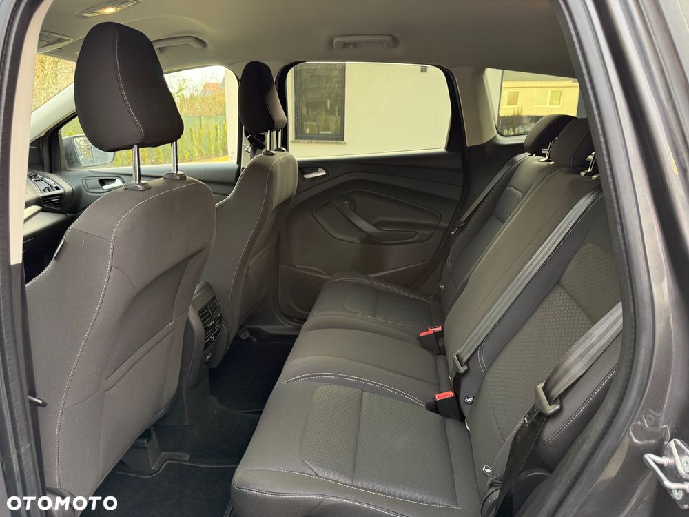 Ford Kuga 1.5 EcoBoost 2x4 Titanium - 7