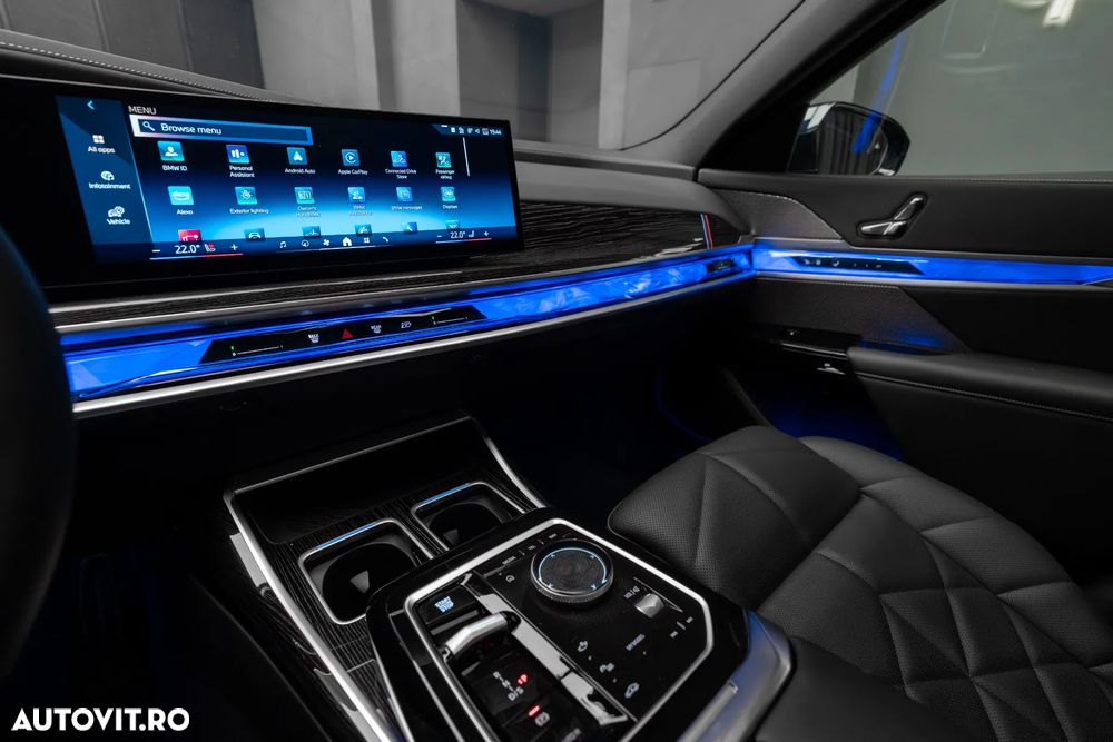 BMW Seria 7 740d xDrive MHEV - 9