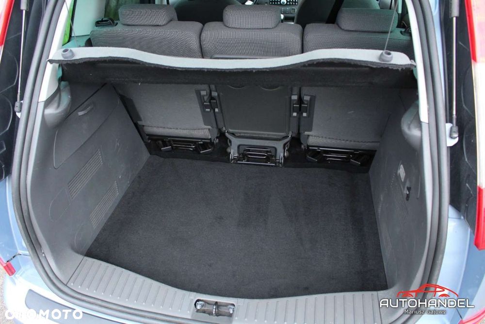 Ford C-MAX - 22