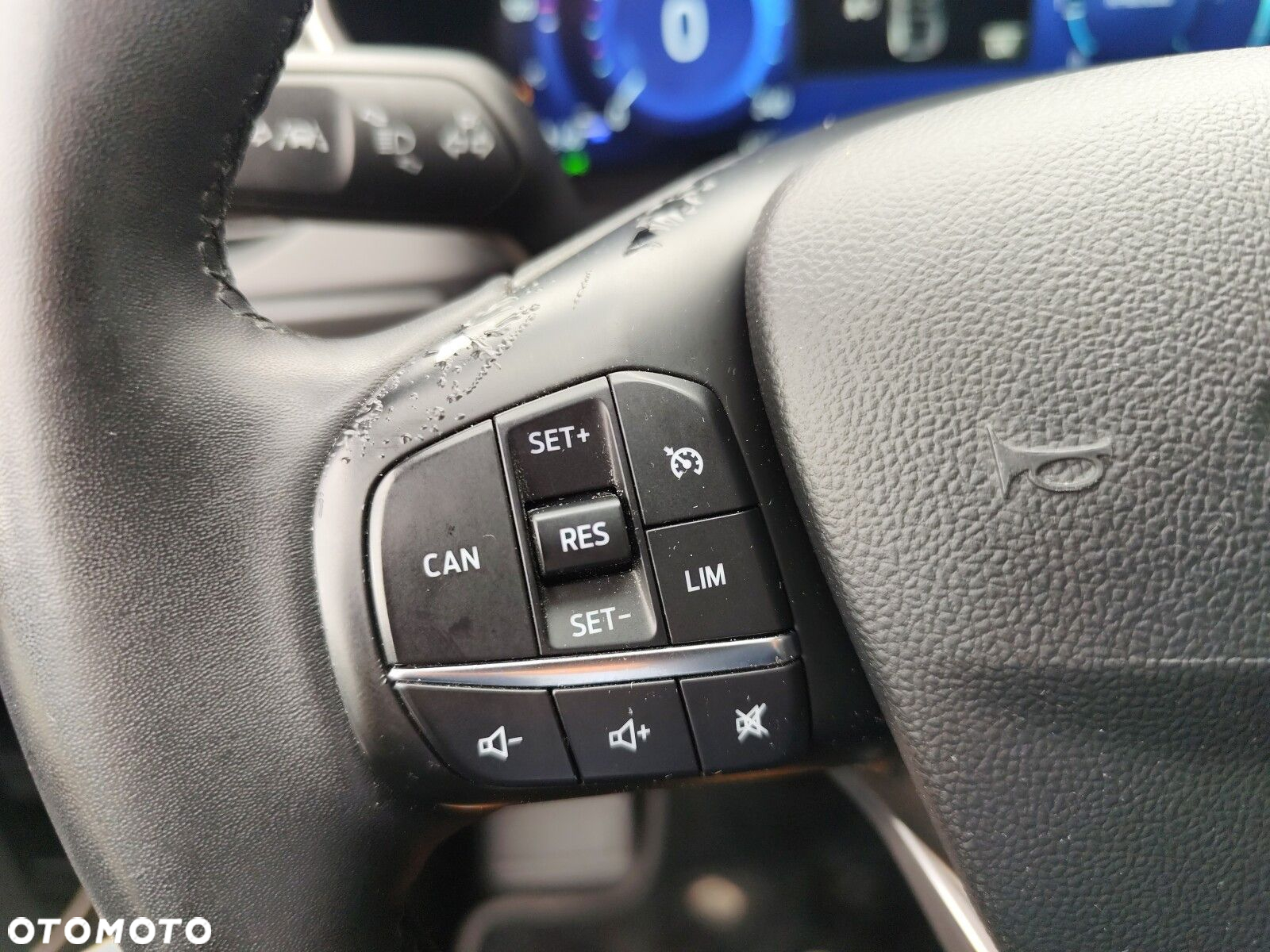Ford Focus - 21