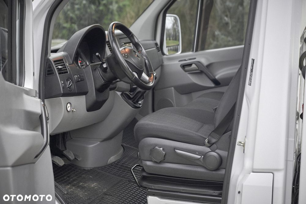 Mercedes-Benz SPRINTER - 27