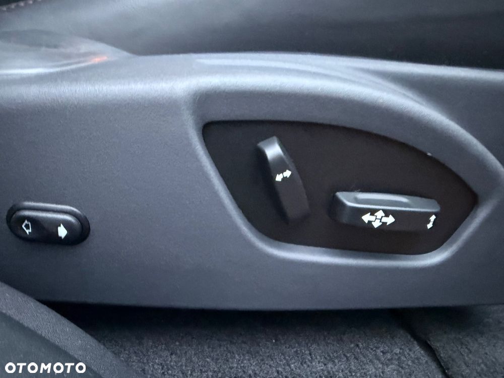 Volvo XC 60 D4 Geartronic Ocean Race - 14