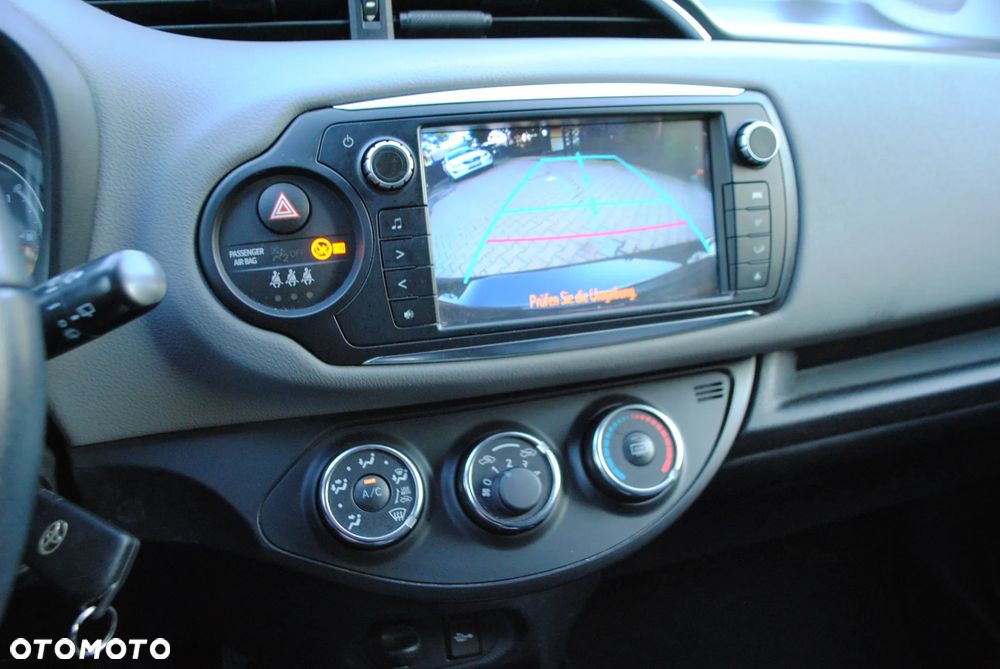 Toyota Yaris 1.33 VVT-i Comfort - 11