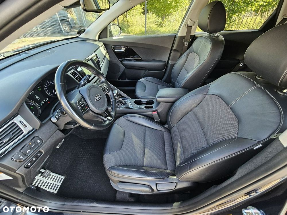 Kia Niro 1.6 GDI Plug-in Hybrid L Business Line - 36