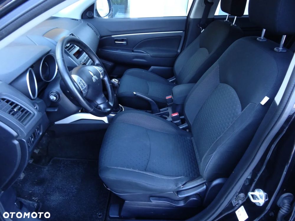 Mitsubishi ASX 1.6 2WD Intro Edition - 19