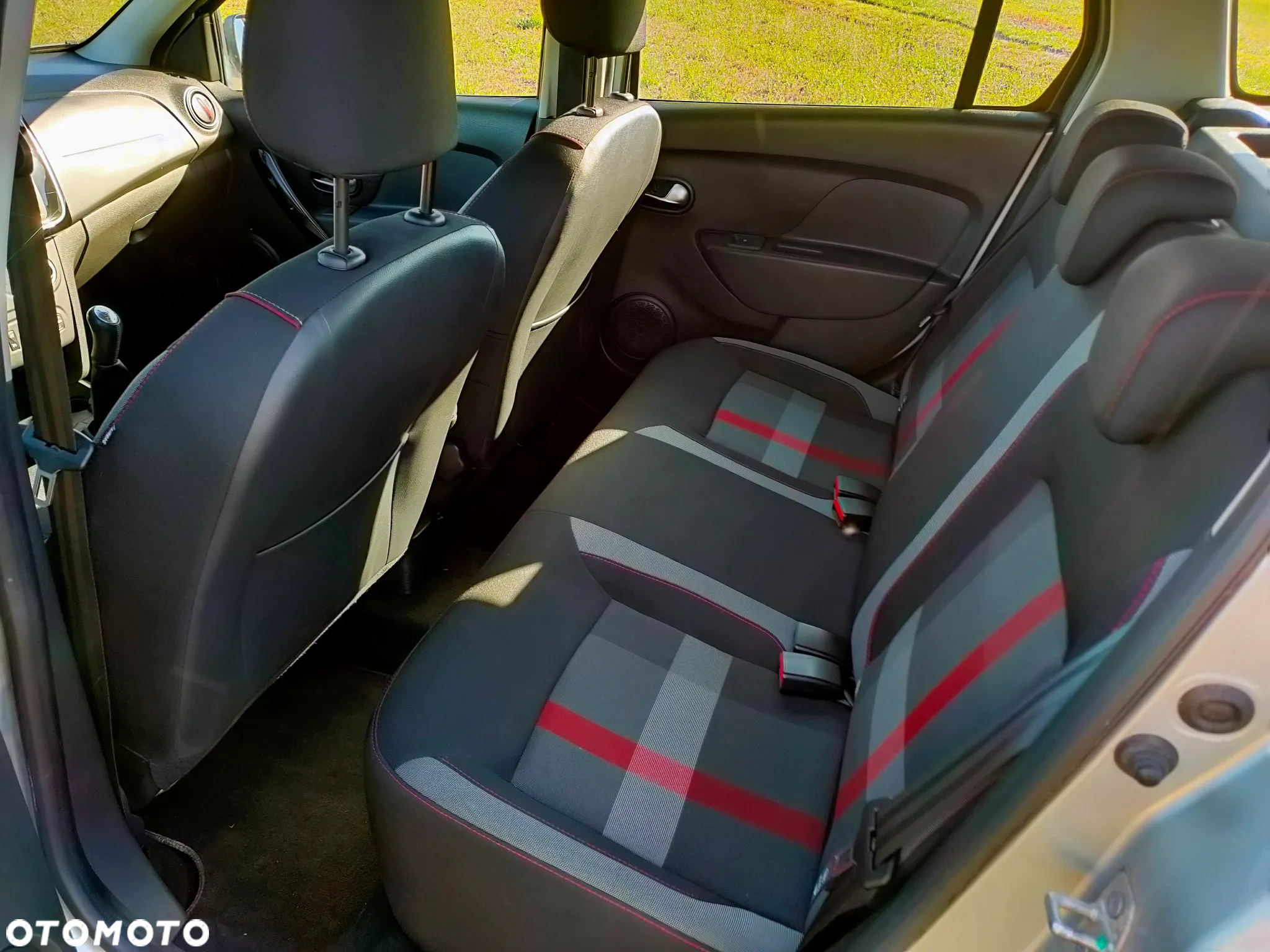 Dacia Logan MCV 0.9 TCe Techroad S&S - 24