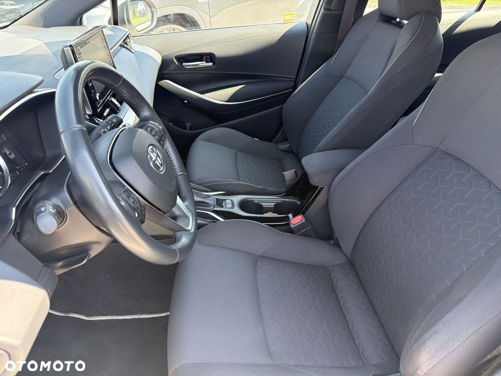 Toyota Corolla 1.8 Hybrid Comfort - 16