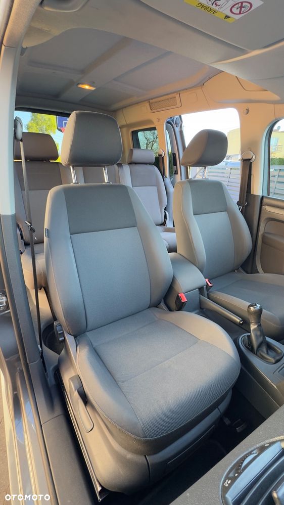 Volkswagen Caddy - 27