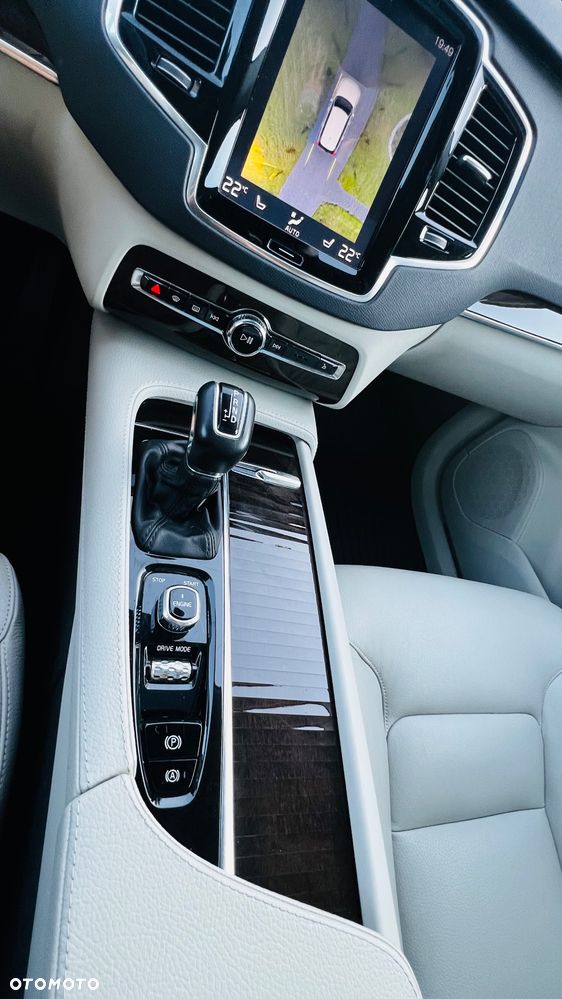 Volvo XC 90 - 27