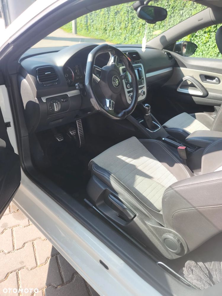 Volkswagen Scirocco 2.0 TDI Million - 16