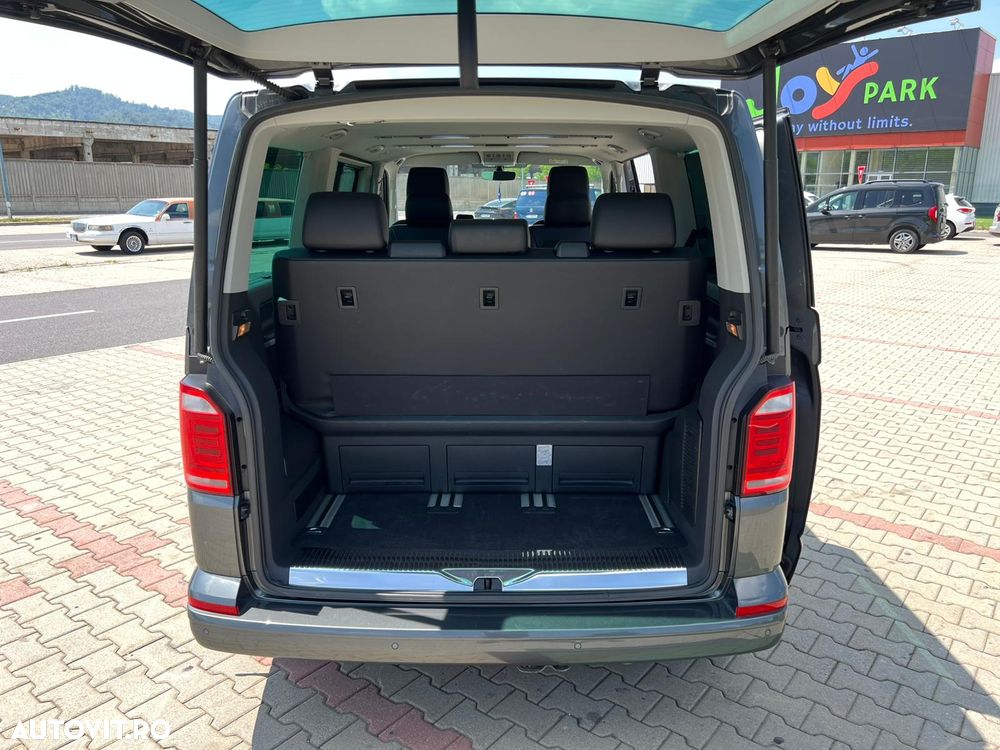 Volkswagen Multivan - 12