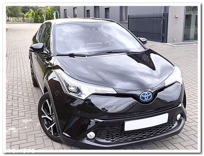 Toyota C-HR - 11