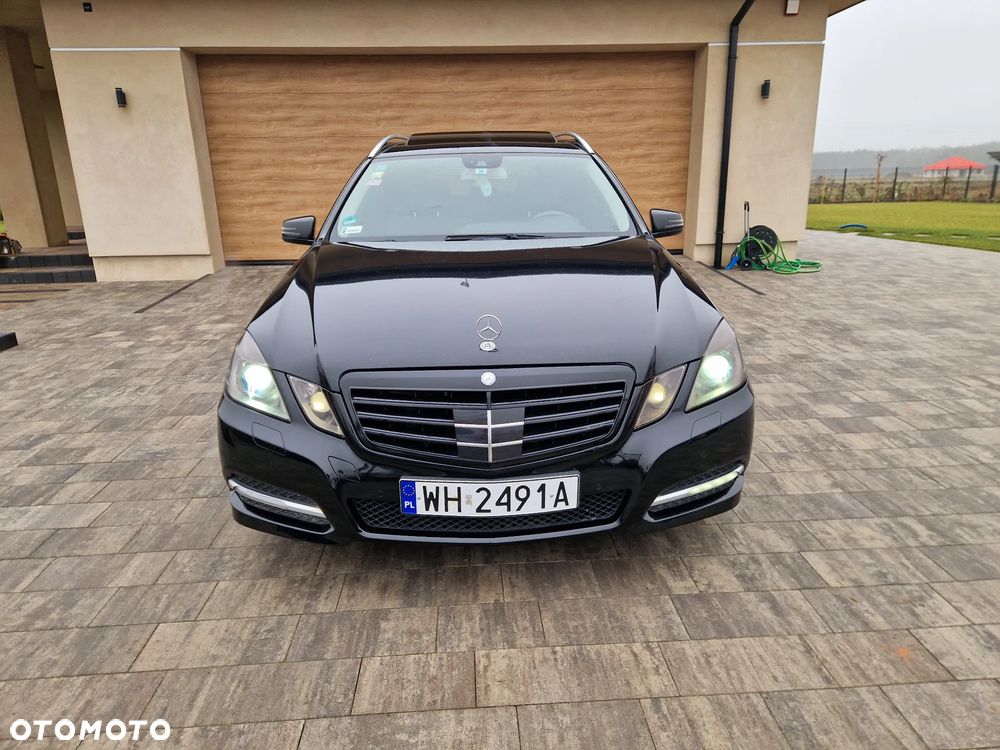 Mercedes-Benz Klasa E 300 BlueTEC 7G-TRONIC Elegance - 2