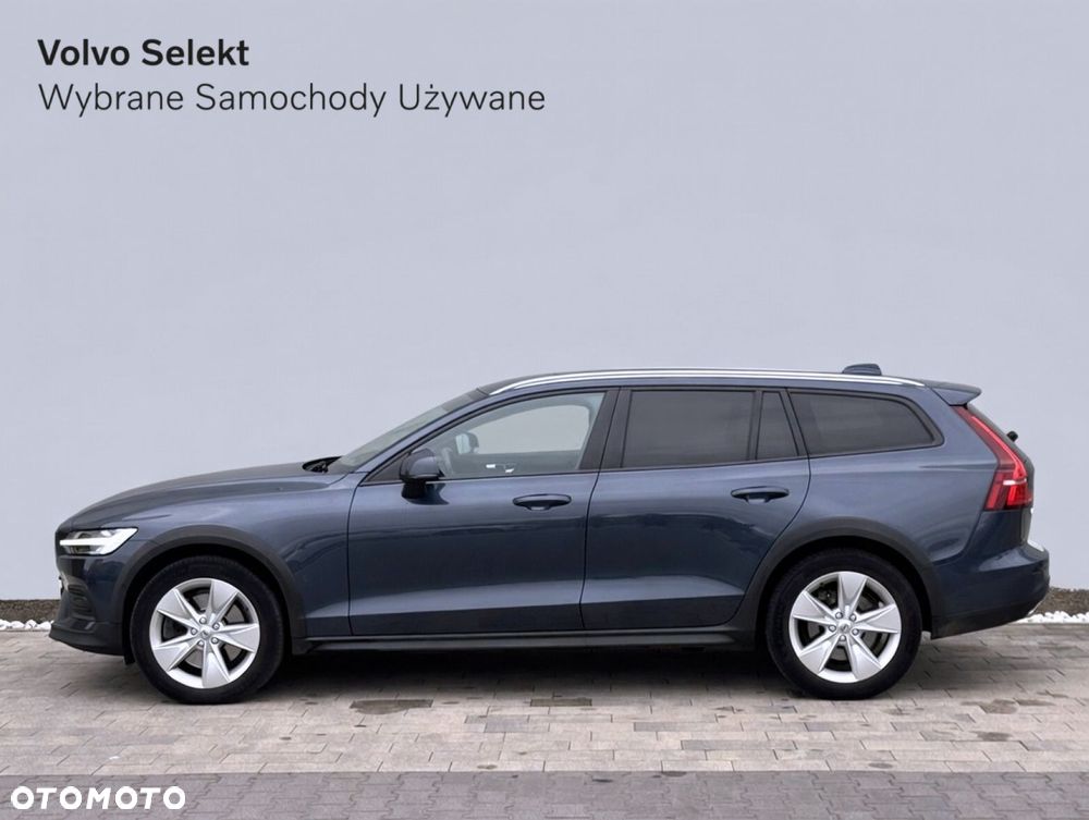 Volvo V60 Cross Country - 5