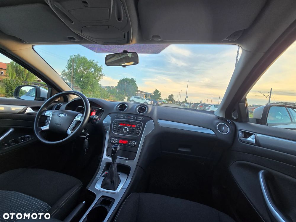 Ford Mondeo 2.0 TDCi Titanium - 14